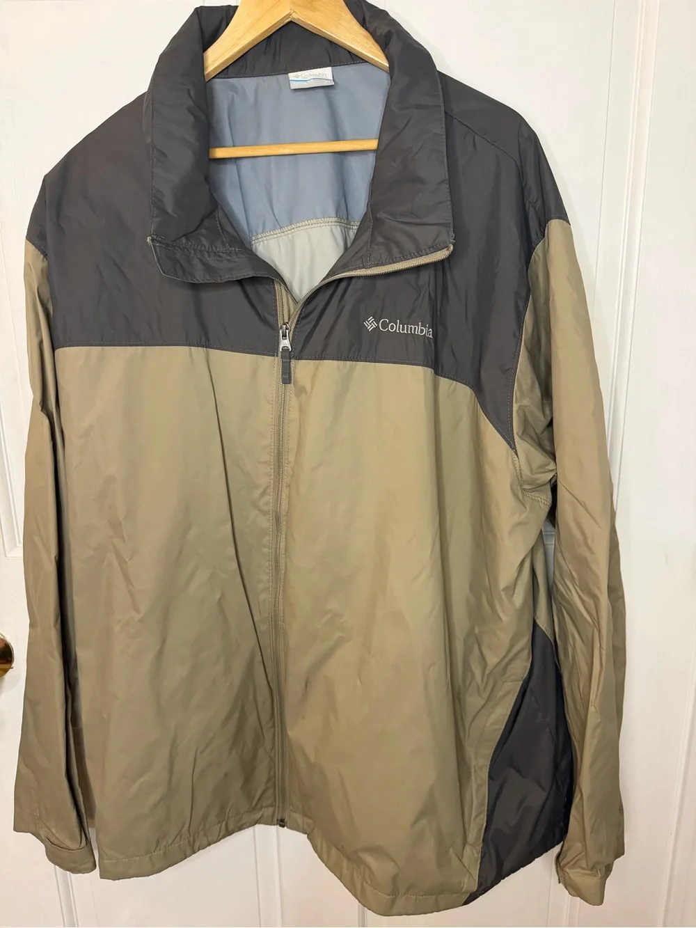 Columbia Men's 3X Big & Tall Colorblock Windbreaker Jacket Full Zip Beige/Black